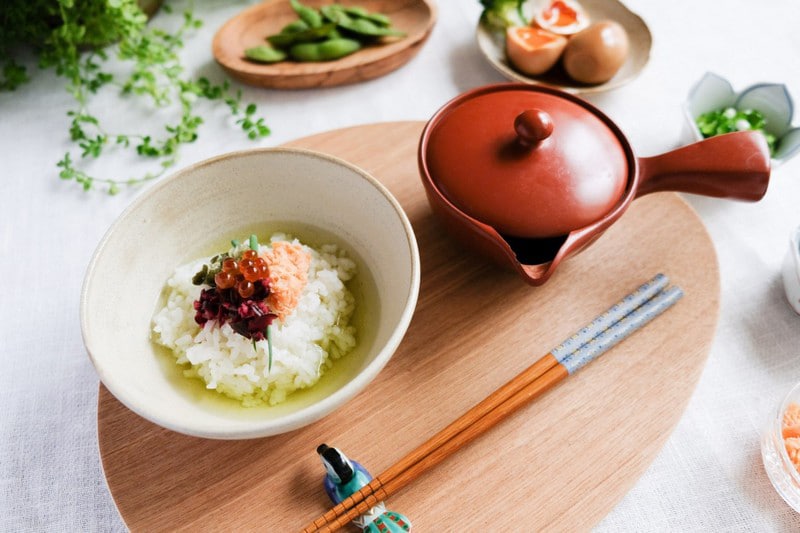 Ochazuke là tên gọi dùng để chỉ món cơm chan nước trà nổi tiếng